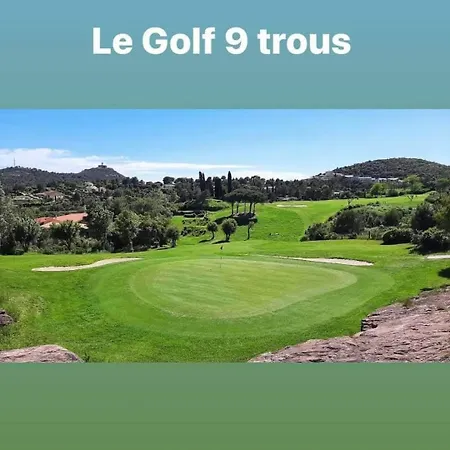 Lägenhet Vue Clim 4 A 5 Couchage Ne S Saint-Raphaël